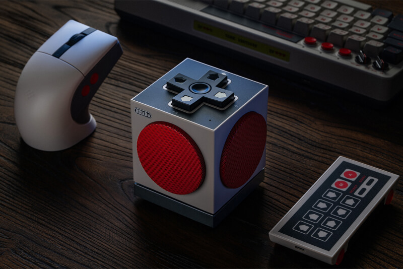 Retro Cube 2 Lifestyle (1)